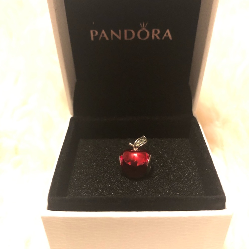 Pandora Disney Apple